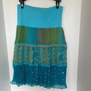 Speechless beautiful stretchy blue/green skirt, sequin & bead detail girls sz 14